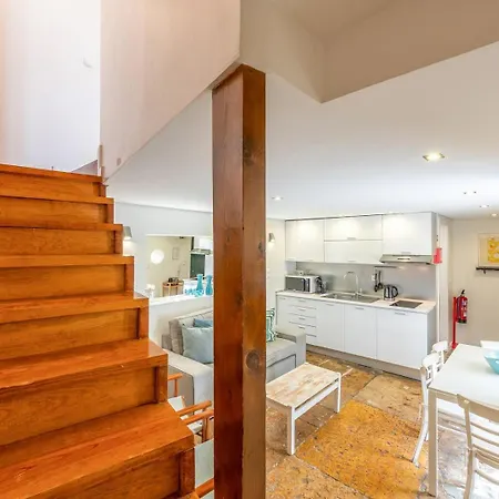 Апартаменти Guestready - Alfama Terrace *