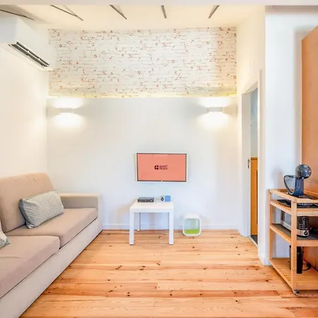 GuestReady - Alfama Terrace apartments