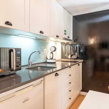 GuestReady - Alfama Terrace apartments