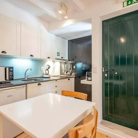 Guestready - Alfama Terrace Лісабон